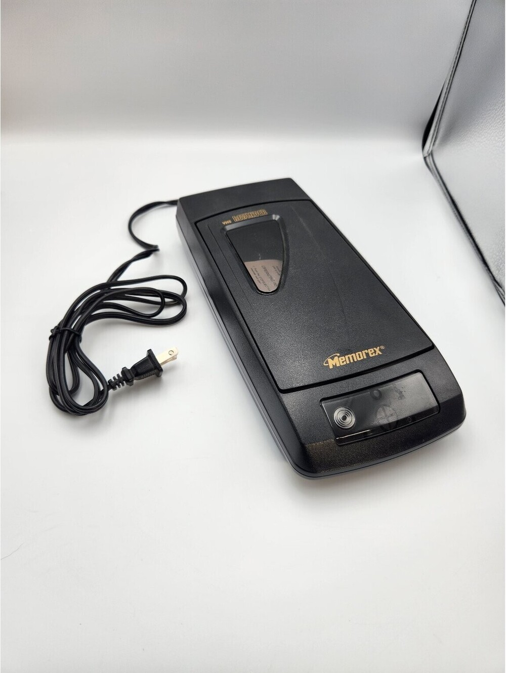 Memorex MR100 VHS Video Tape Rewinder High Speed Auto Shut-off Tested/Working R4